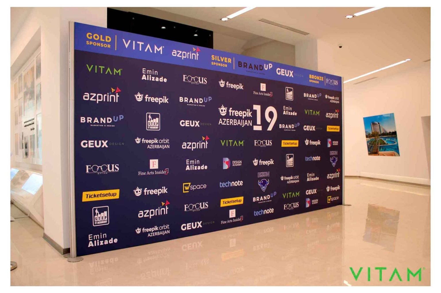 VITAM VISUALS — Stickers and labels